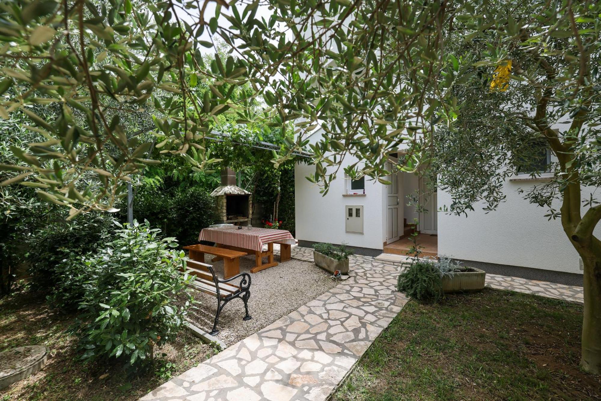 נין Apartments Kika מראה חיצוני תמונה