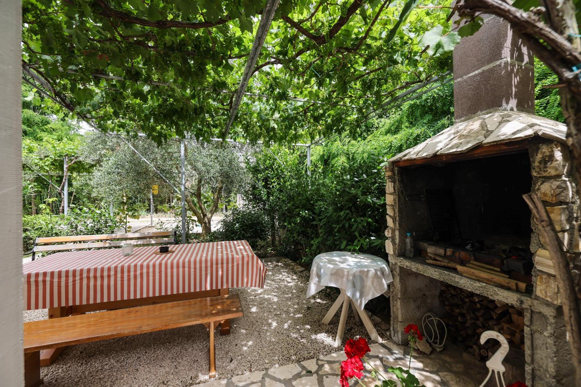 נין Apartments Kika מראה חיצוני תמונה