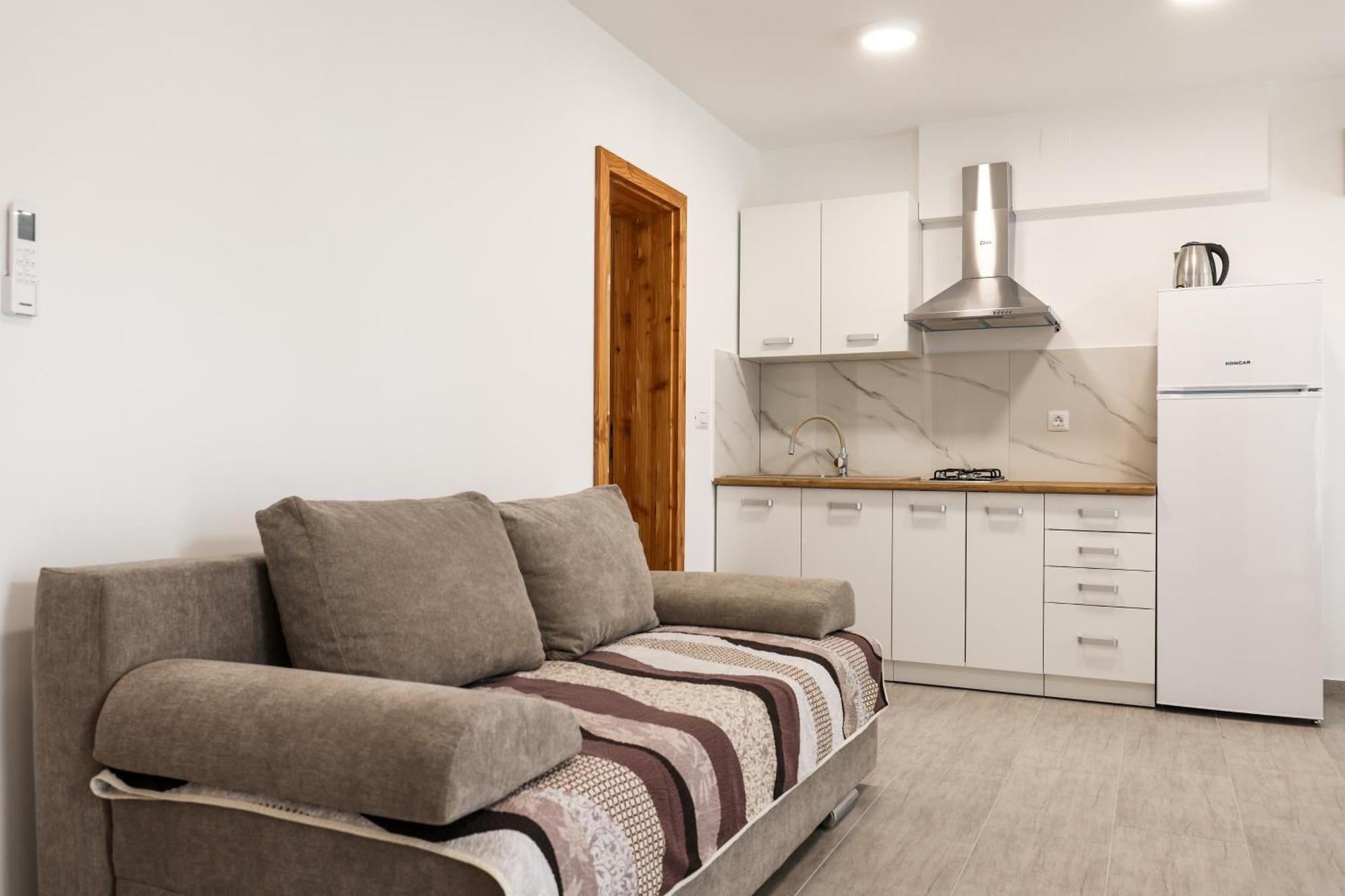 נין Apartments Kika מראה חיצוני תמונה