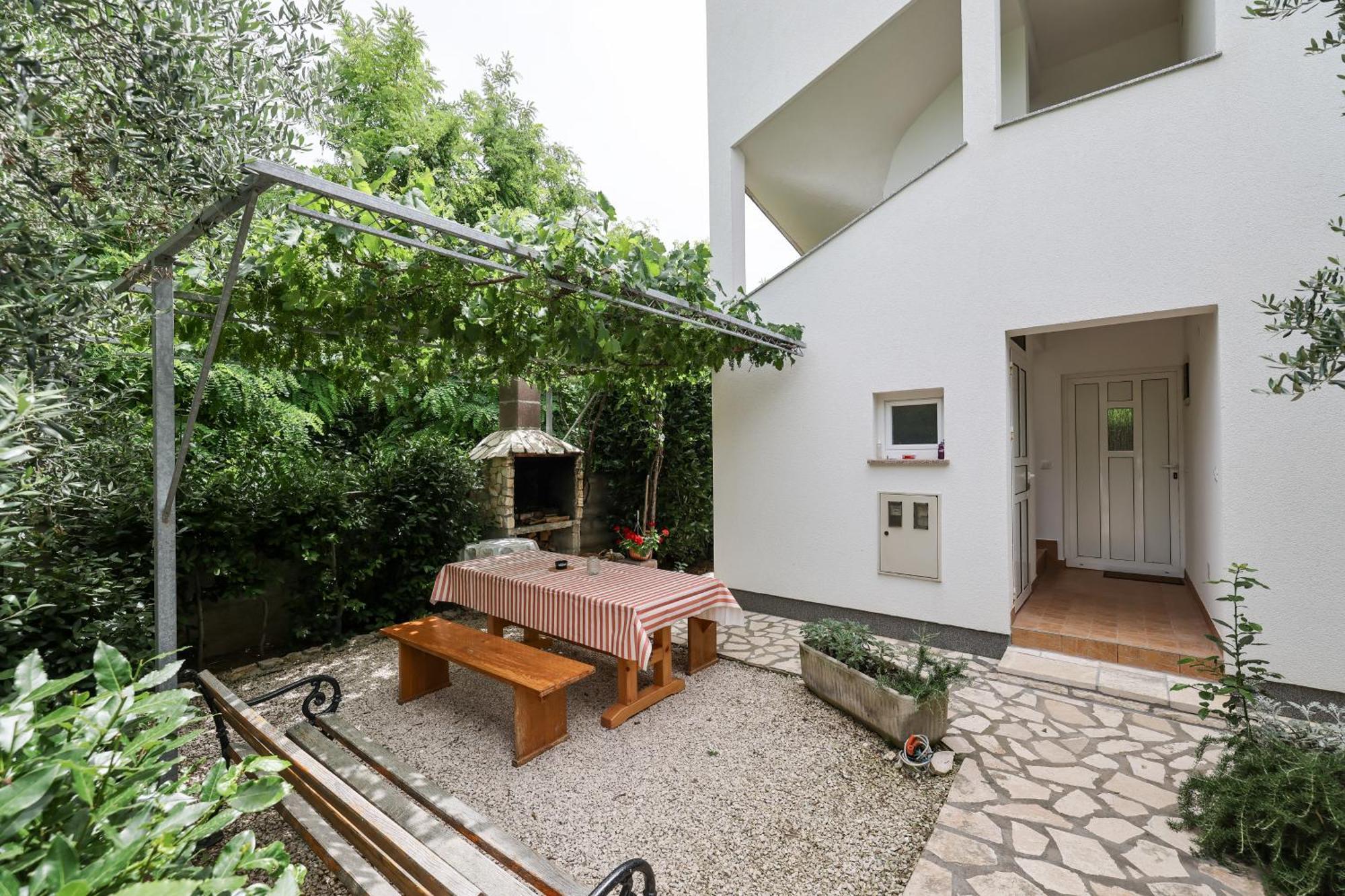 נין Apartments Kika מראה חיצוני תמונה