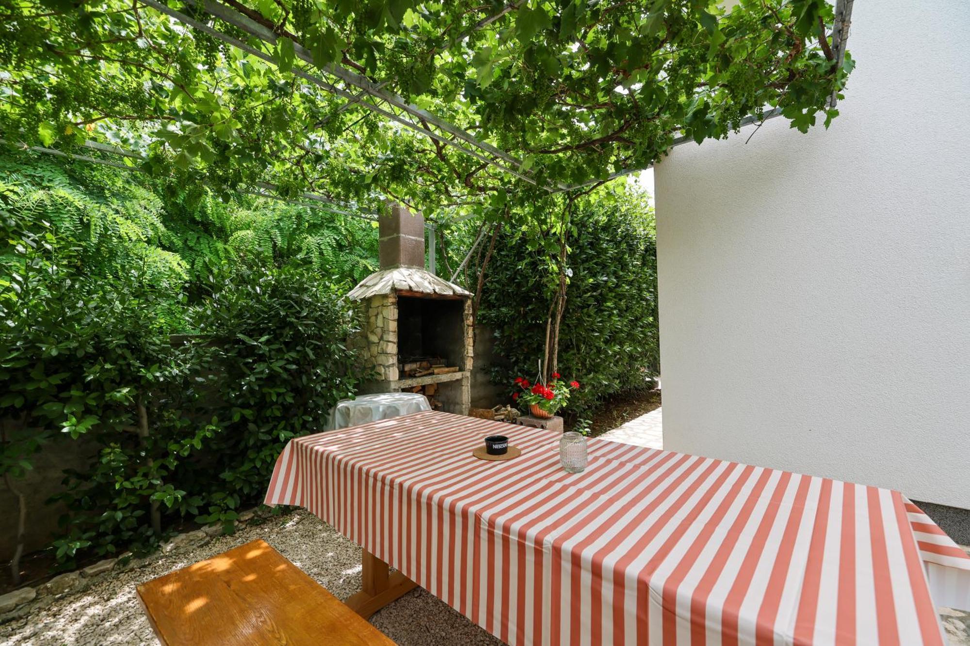 נין Apartments Kika מראה חיצוני תמונה